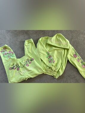 Dauphinette “Blooming Berries” Hoodie & Sweatpants Set